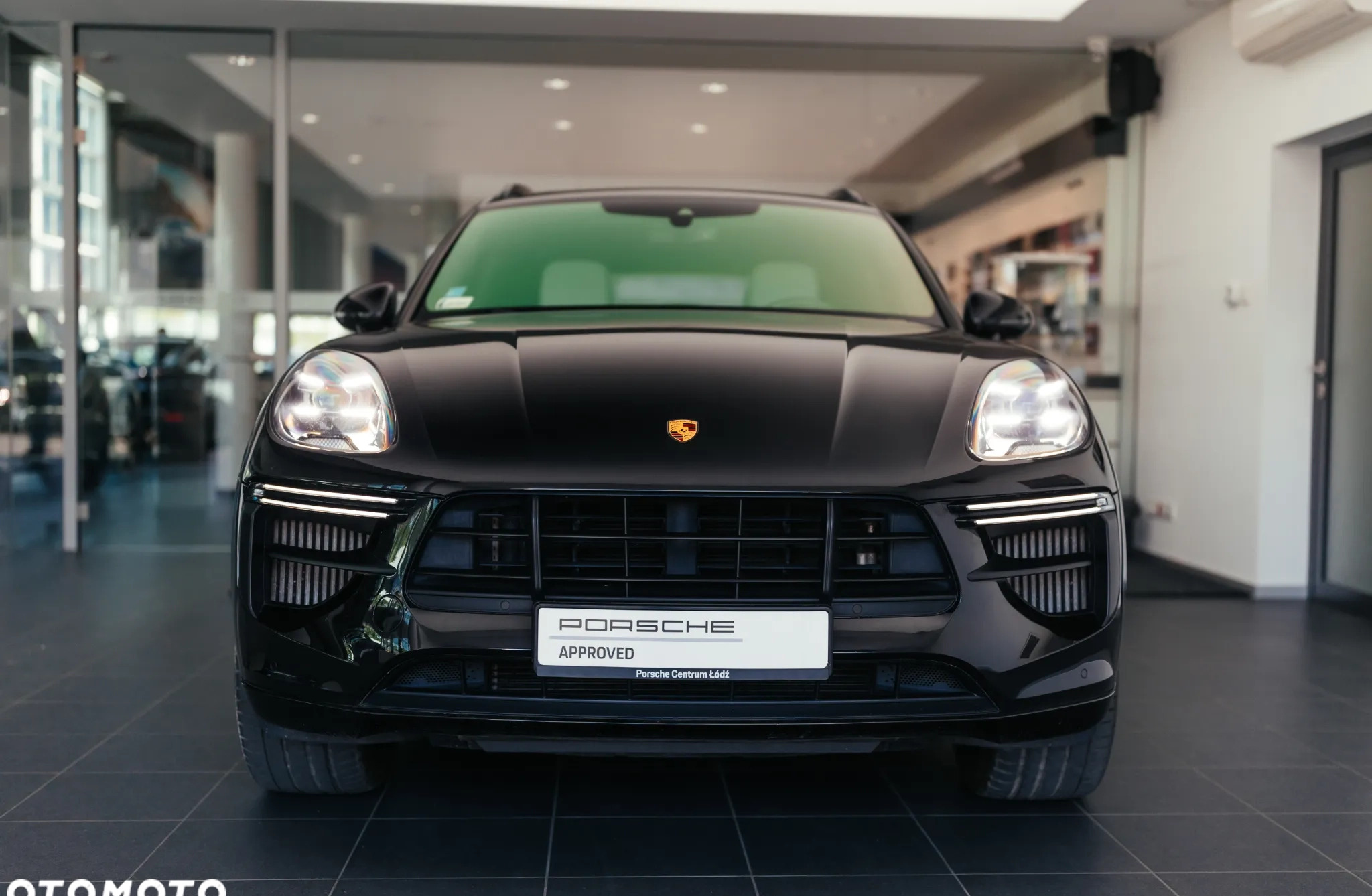 Porsche Macan cena 349900 przebieg: 46200, rok produkcji 2019 z Dąbie małe 562